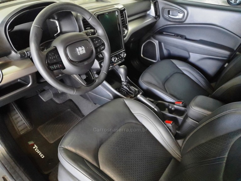 FIAT - TORO - 2023 - Cinza