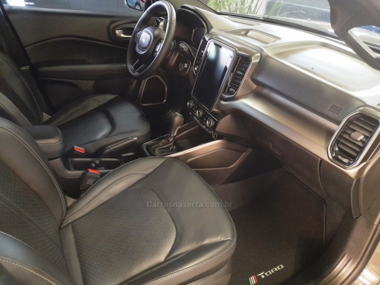 FIAT - TORO - 2023 - Cinza