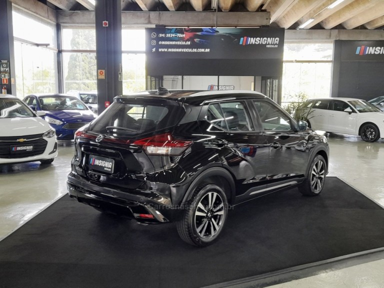 NISSAN - KICKS - 2022 - Preta