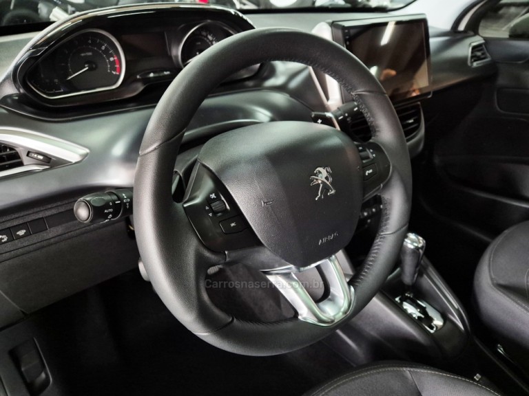 PEUGEOT - 208 - 2016 - Branca