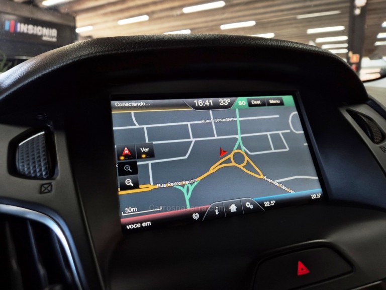 FORD - FOCUS - 2016 - Prata