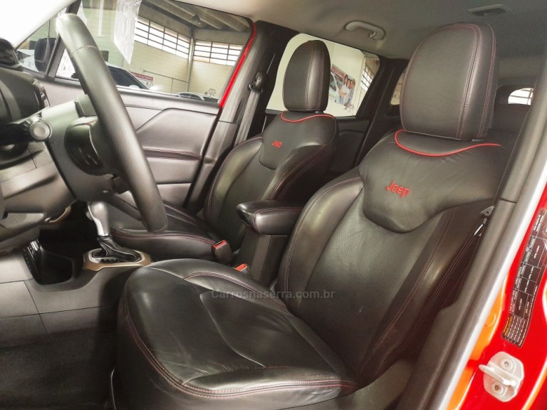 JEEP - RENEGADE - 2016 - Vermelha