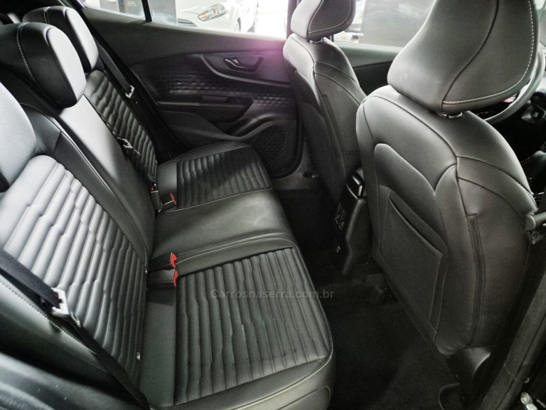 FIAT - FASTBACK - 2023 - Preta