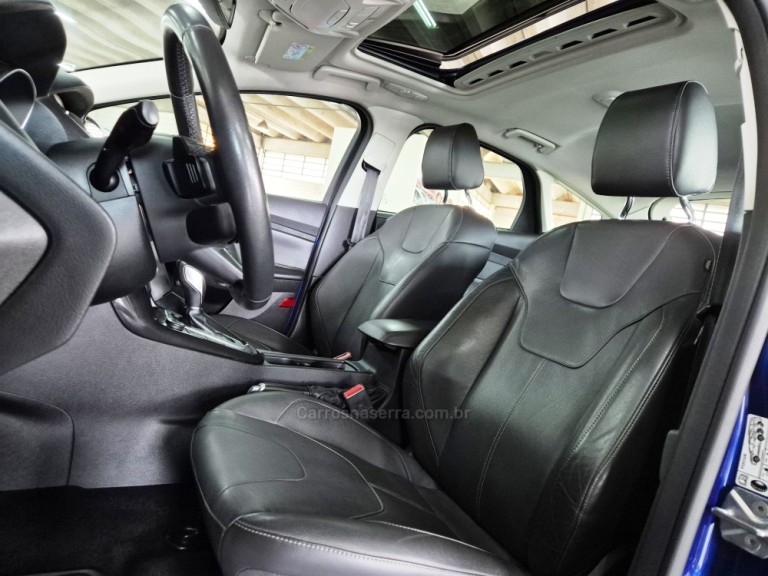 FORD - FOCUS - 2016 - Azul