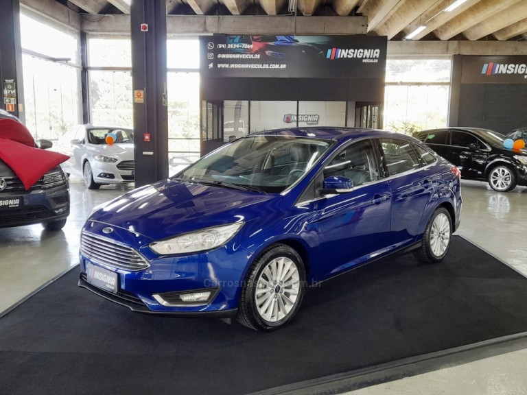 FORD - FOCUS - 2016 - Azul