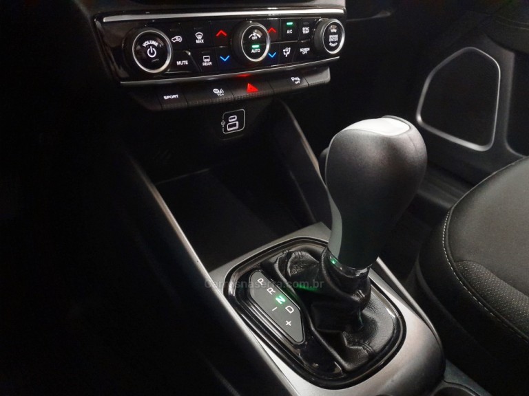 FIAT - TORO - 2023 - Preta