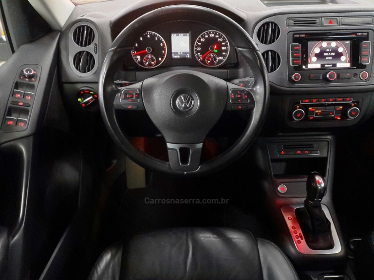 VOLKSWAGEN - TIGUAN - 2013 - Branca