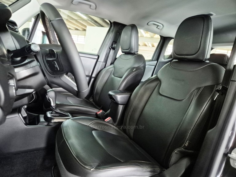 JEEP - RENEGADE - 2023 - Cinza