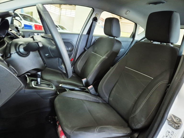 FORD - FIESTA - 2016 - Branca