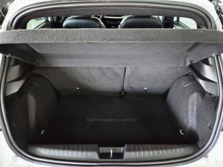 FIAT - PULSE - 2023 - Branca