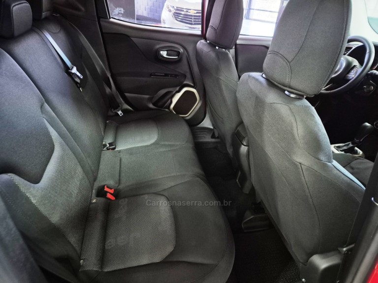 JEEP - RENEGADE - 2016 - Vermelha