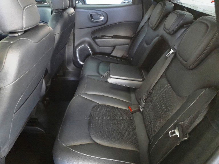FIAT - TORO - 2023 - Cinza