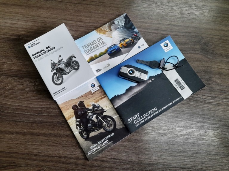 BMW - F 850 GS ADVENTURE PREMIUM 40 ANOS - 2021 - Preta