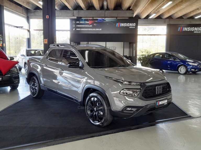 FIAT - TORO - 2023 - Cinza