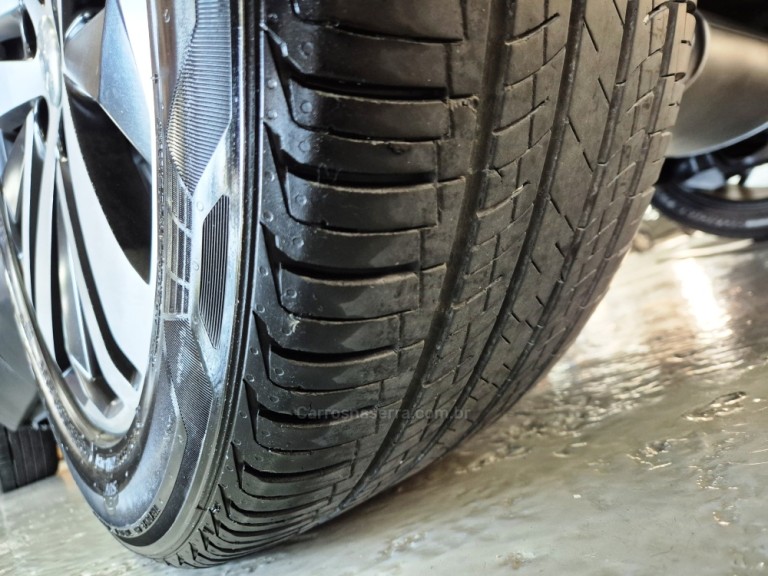 PEUGEOT - 3008 - 2019 - Prata