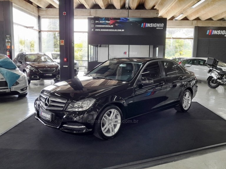 MERCEDES-BENZ - C 180 - 2012 - Preta