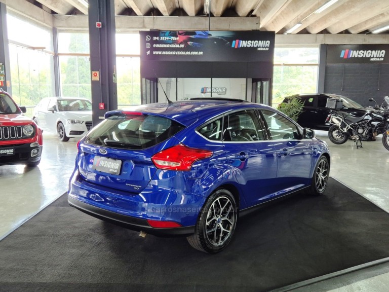 FORD - FOCUS - 2016 - Azul