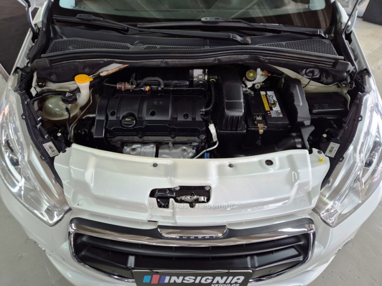 PEUGEOT - 208 - 2016 - Branca