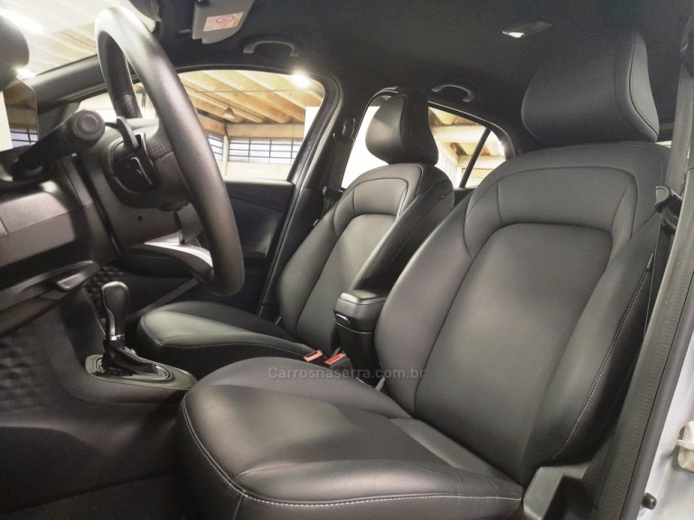 FIAT - PULSE - 2023 - Cinza