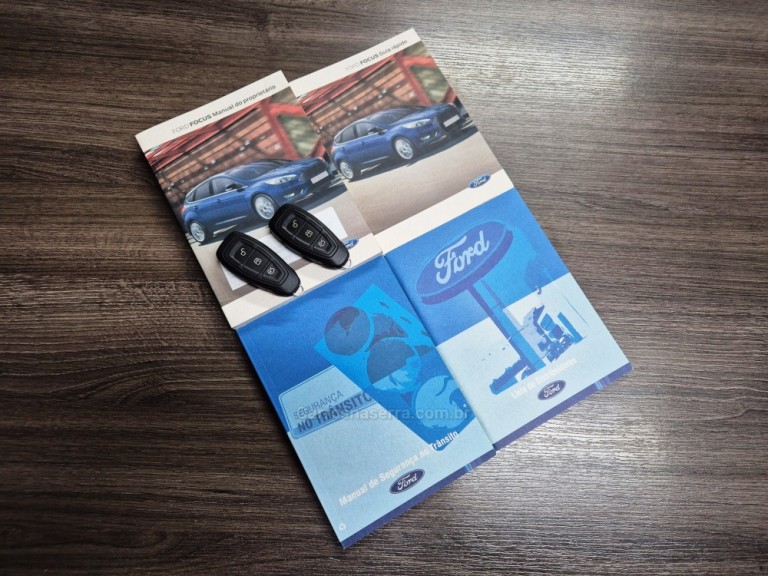 FORD - FOCUS - 2016 - Branca