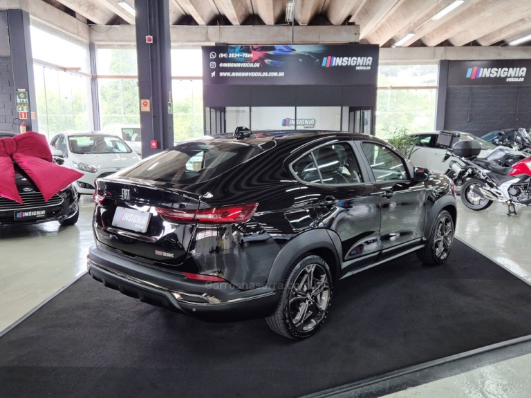 FIAT - FASTBACK - 2023 - Preta