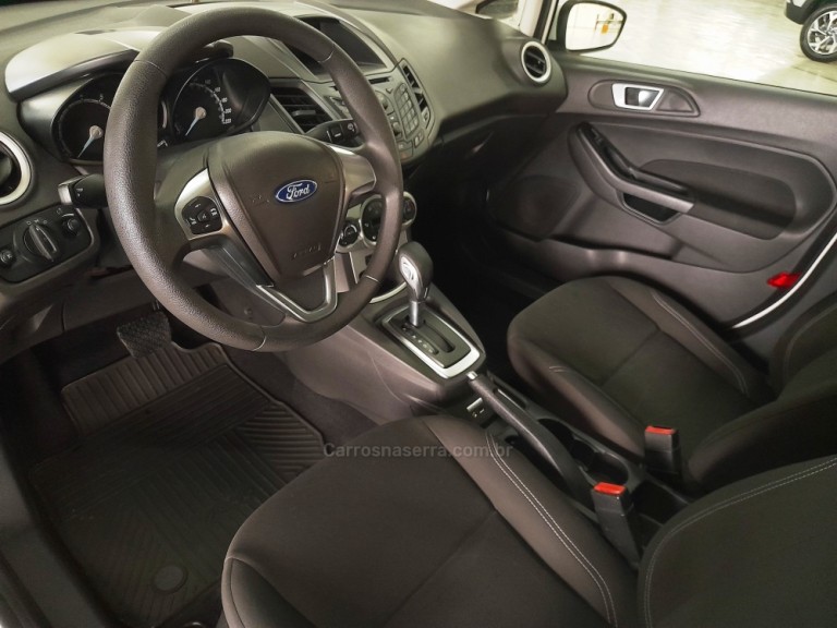 FORD - FIESTA - 2016 - Branca