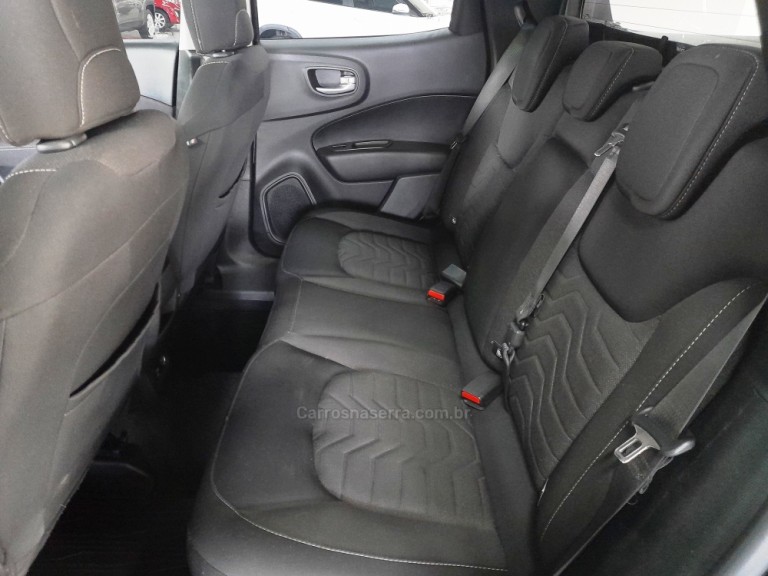 FIAT - TORO - 2023 - Preta