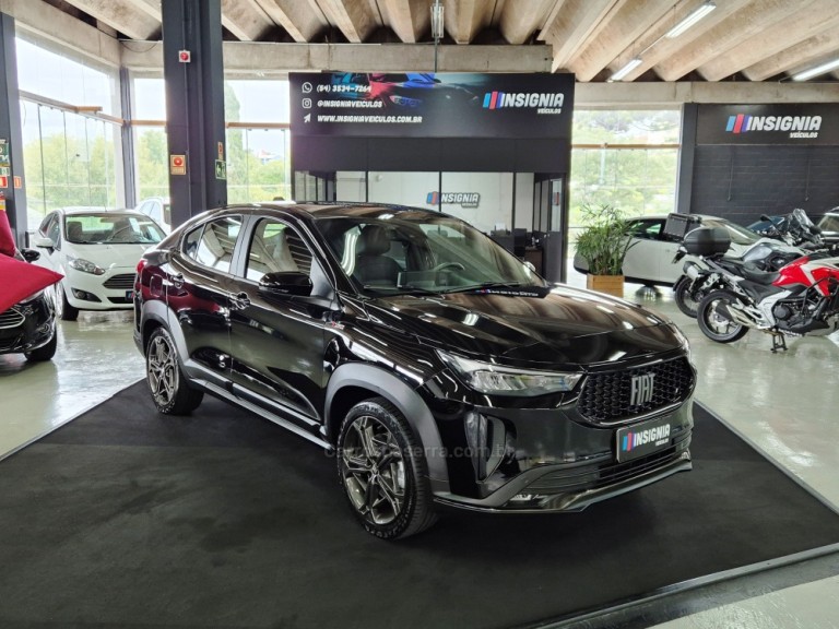 FIAT - FASTBACK - 2023 - Preta