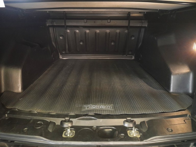 FIAT - TORO - 2023 - Cinza