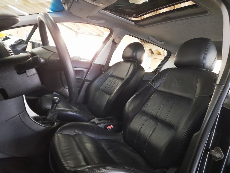 PEUGEOT - 307 - 2010 - Preta