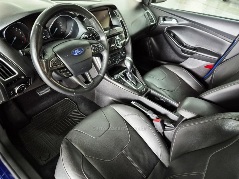 FORD - FOCUS - 2016 - Azul