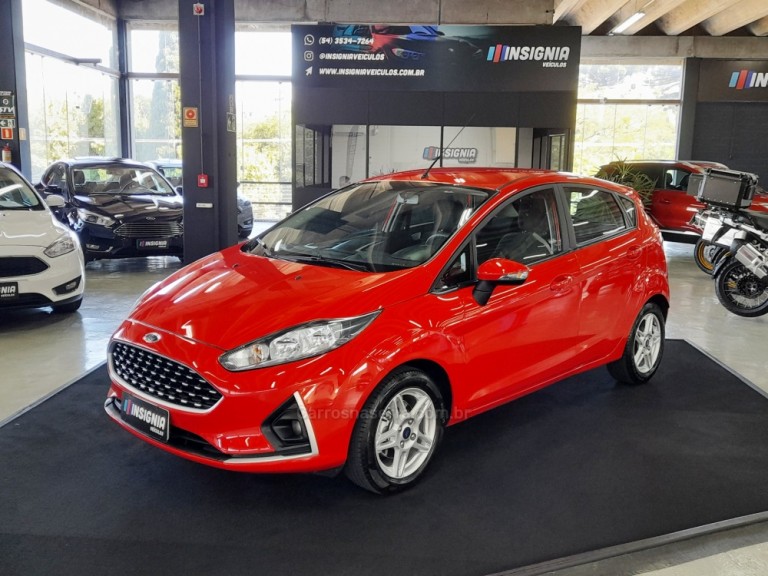 FORD - FIESTA - 2018 - Vermelha