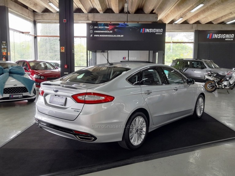 FORD - FUSION - 2014 - Prata