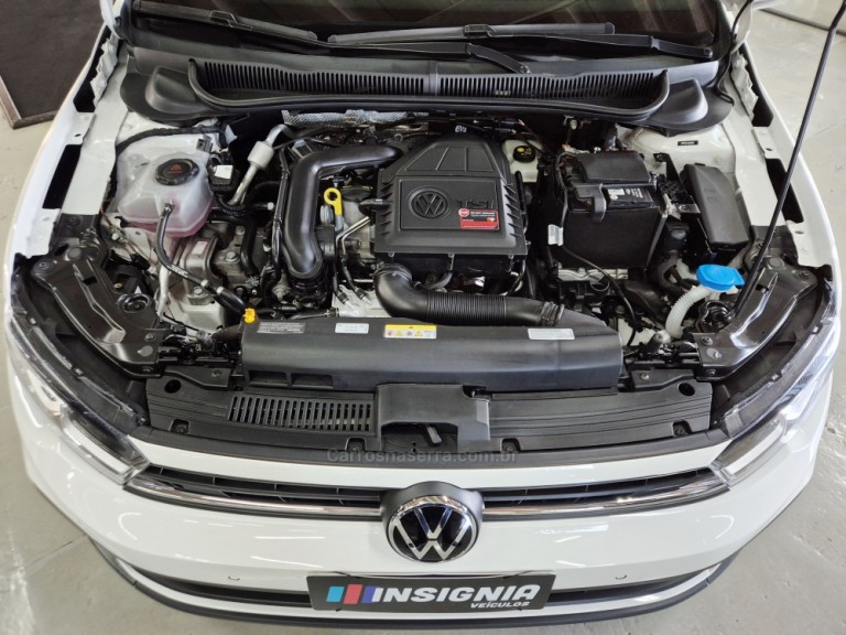 VOLKSWAGEN - POLO - 2023 - Branca