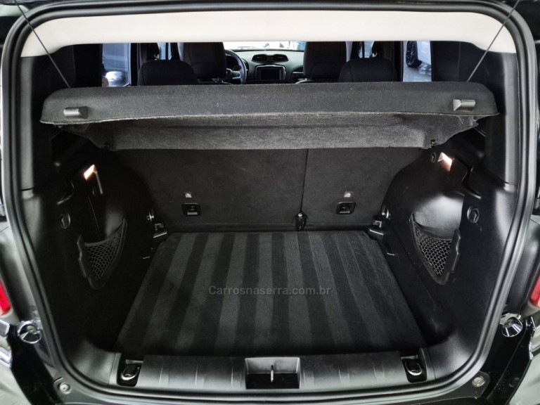 JEEP - RENEGADE - 2023 - Preta