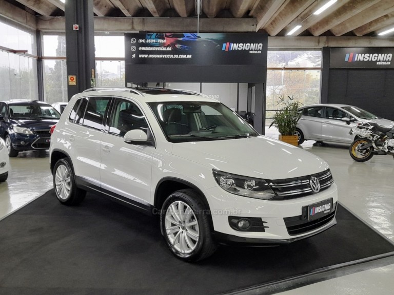 VOLKSWAGEN - TIGUAN - 2013 - Branca