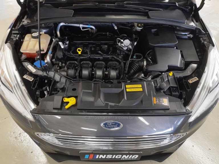 FORD - FOCUS - 2017 - Cinza