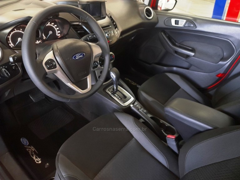 FORD - FIESTA - 2018 - Vermelha