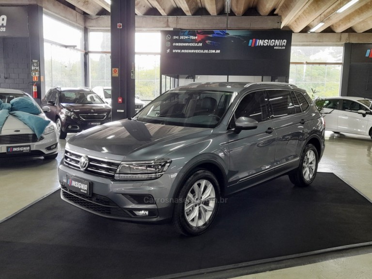 VOLKSWAGEN - TIGUAN - 2019 - Cinza