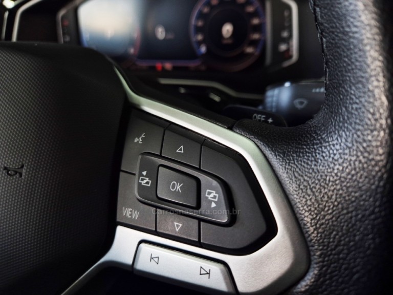 VOLKSWAGEN - POLO - 2023 - Branca