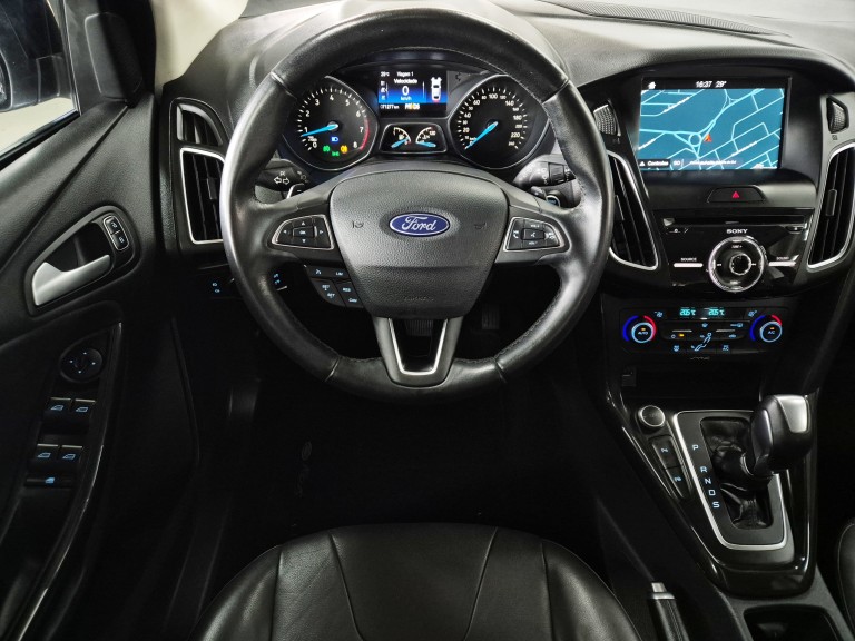 FORD - FOCUS - 2017 - Preta