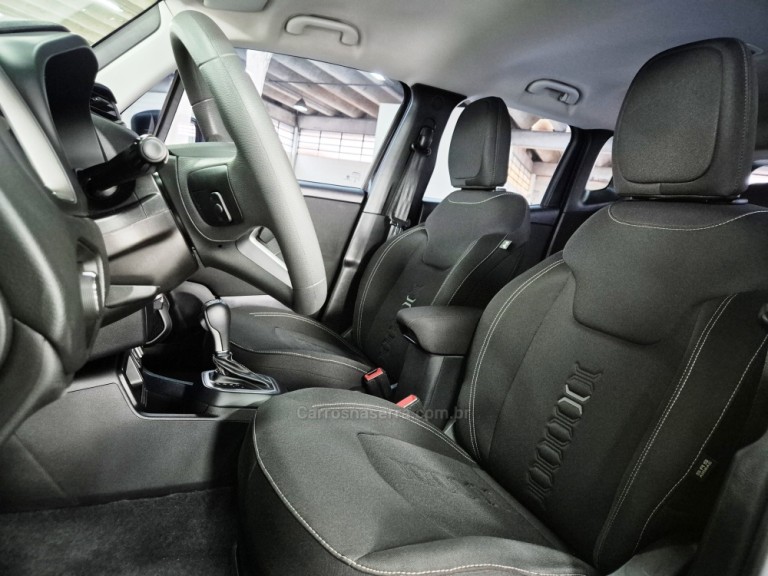 JEEP - RENEGADE - 2023 - Preta