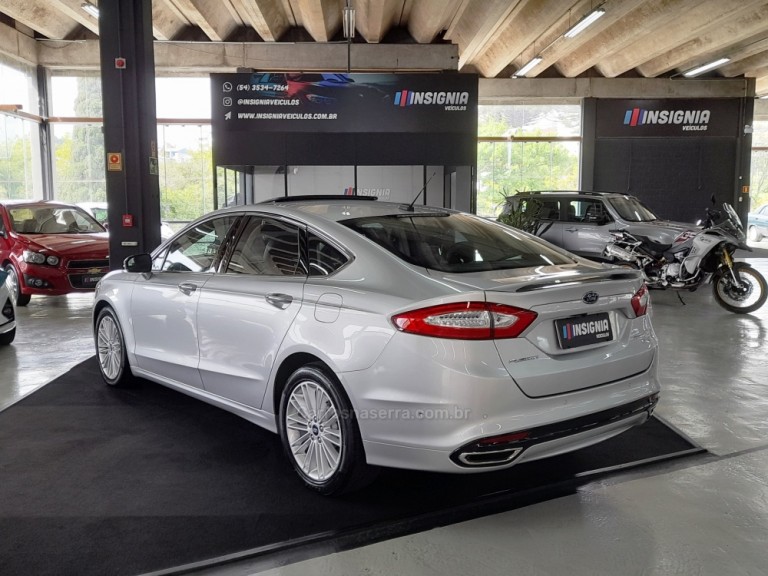 FORD - FUSION - 2014 - Prata