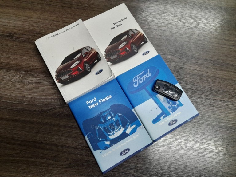 FORD - FIESTA - 2018 - Vermelha