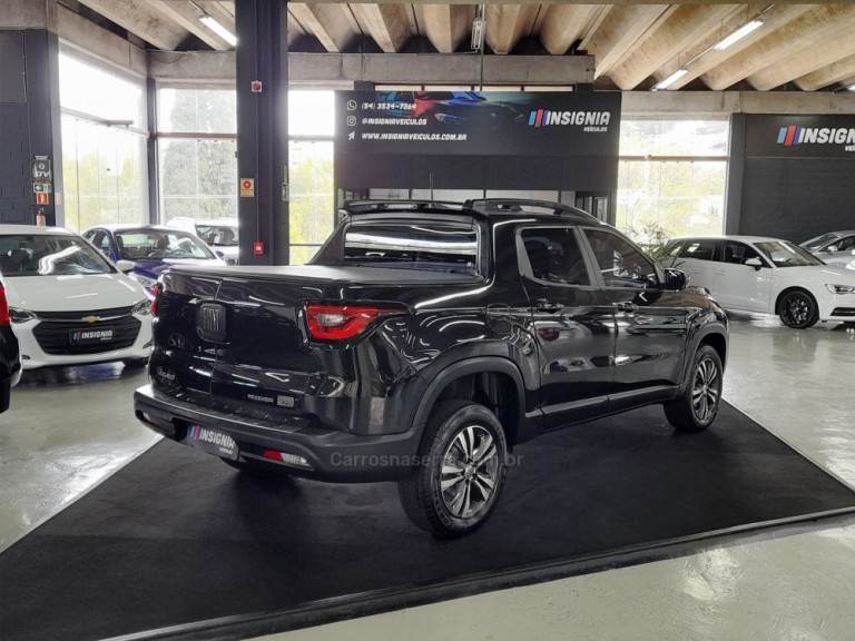 FIAT - TORO - 2023 - Preta