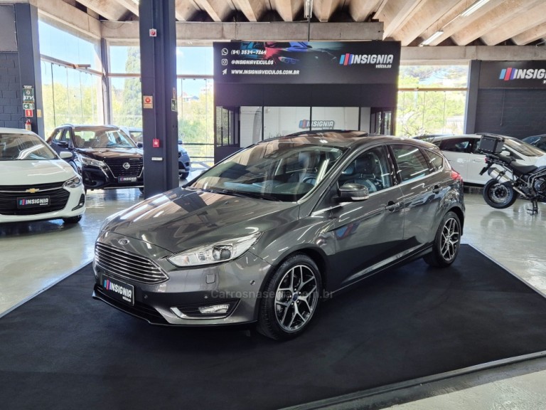 FORD - FOCUS - 2019 - Cinza